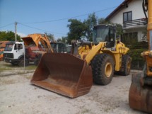 Naklada� New Holland W 270