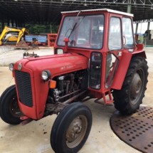 Traktor IMT 533