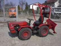 traktor tv 818