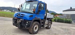 MERCEDES U218
